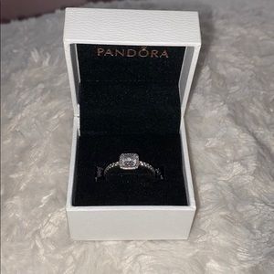 Pandora Ring